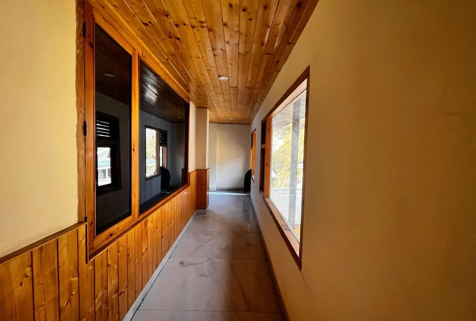 Hotel Hokin Stays Munnar India